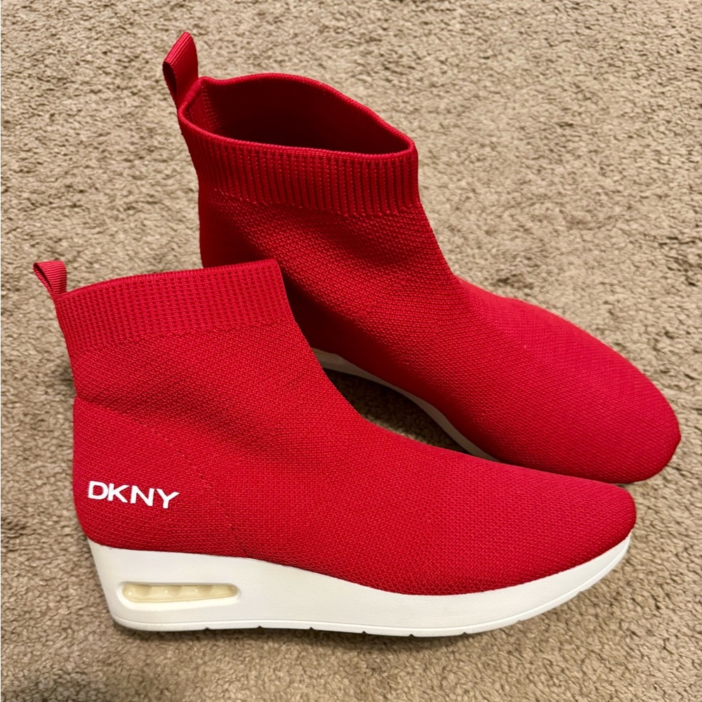 DKNY Vibrant Red Knit Ankle Boots - Picture 8 of 8